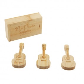 Holz USB Stick mit eigenem Logo als Werbeartikel Werbem...
