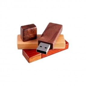 Holz USB Stick mit eigenem Logo als Werbeartikel Werbem...