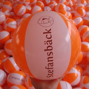 Wasserbälle Strandbälle mit Logodruck als Werbeartikel ...